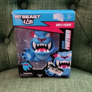 Mr Beast Lab Classic Panther Vinyl Figure - Blue